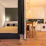 Kd11 Apartment Hostaid